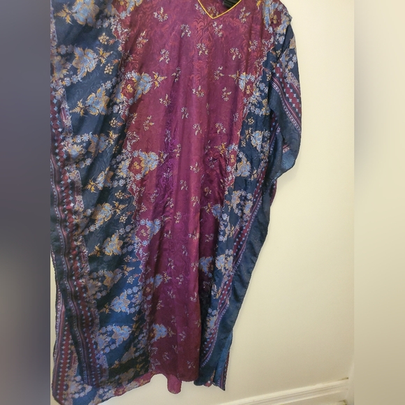 Vintage Silk-like scarf dress - Picture 2 of 2